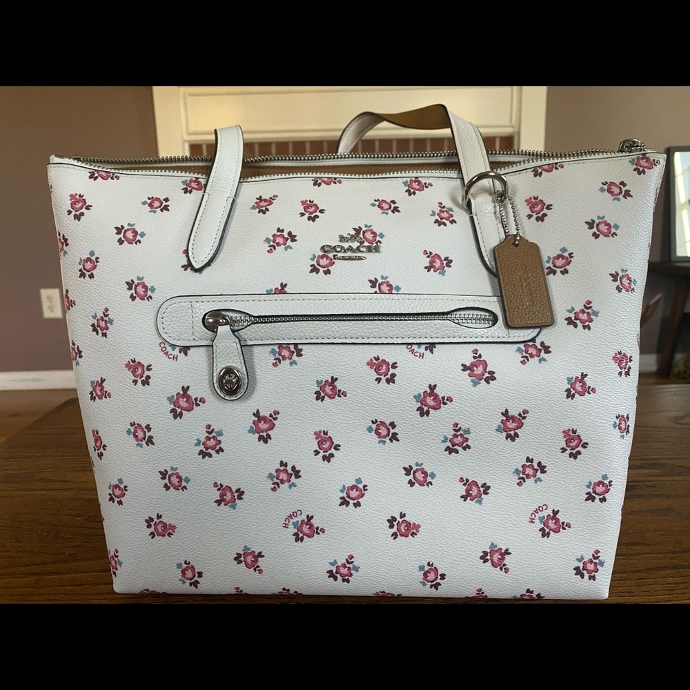 Genuine Coach Floral Bloom Tote **NWT**